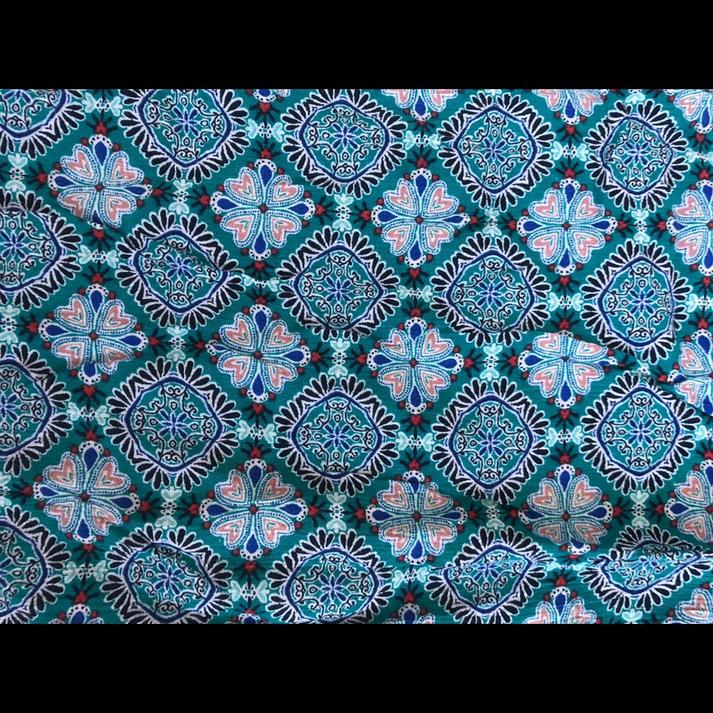Patterned Dress - Picture 3 of 4